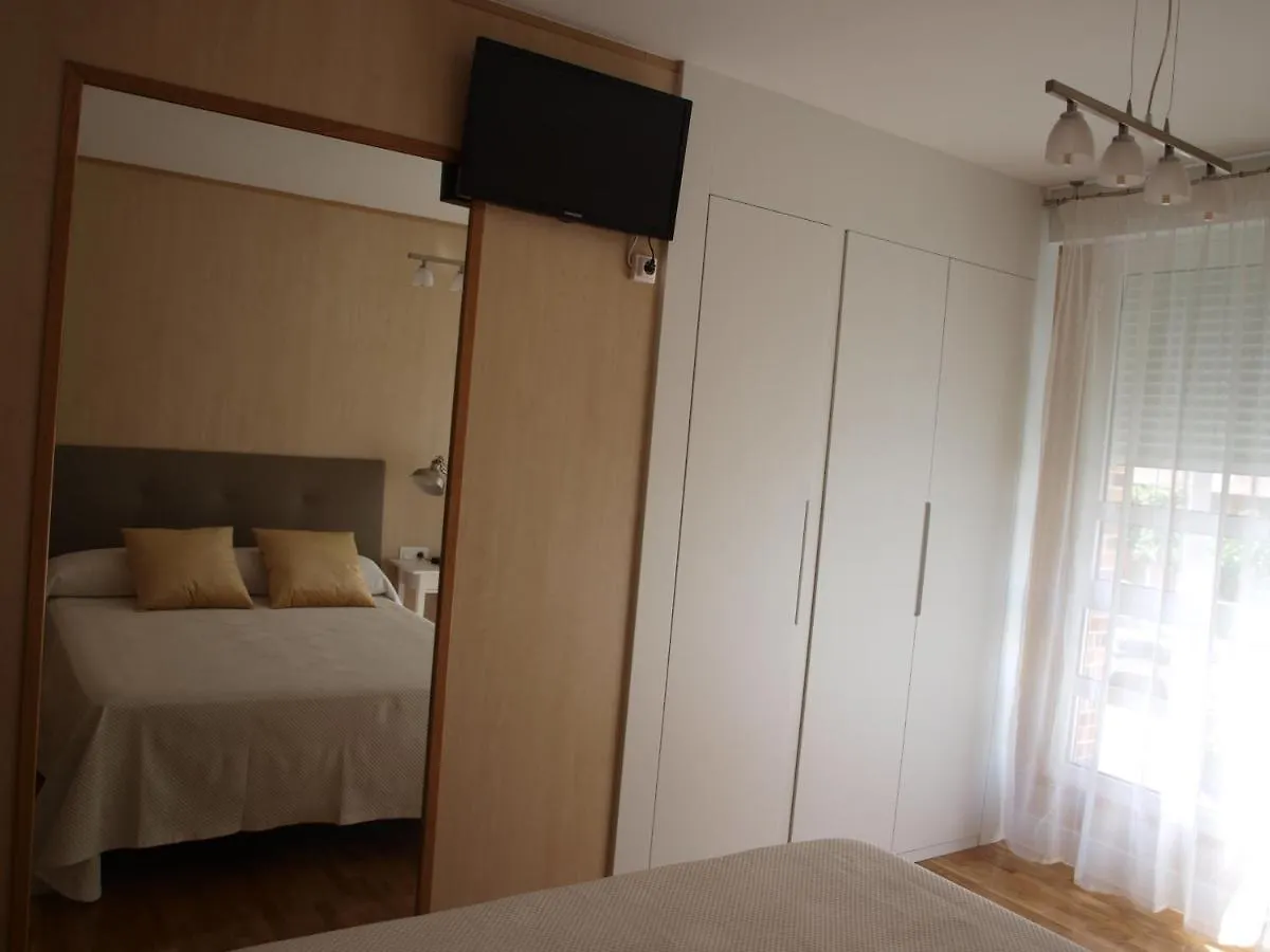 Apartamento Sadar Pamplona Apartment